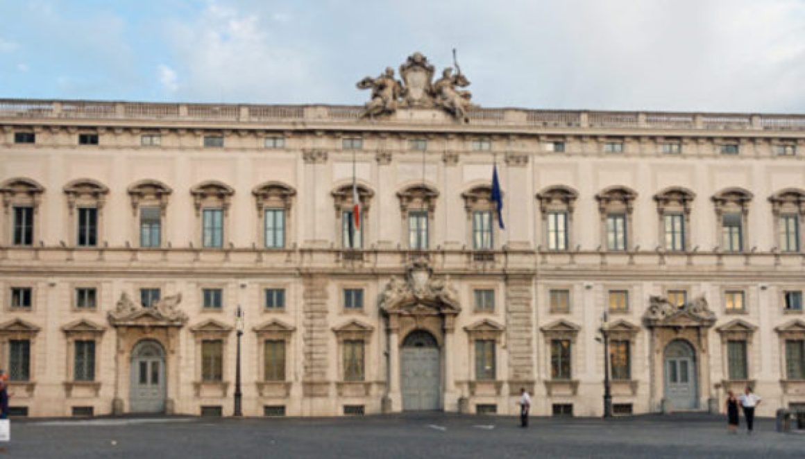 Palazzo_della_Consulta_Roma_2006-600x290-1024x585