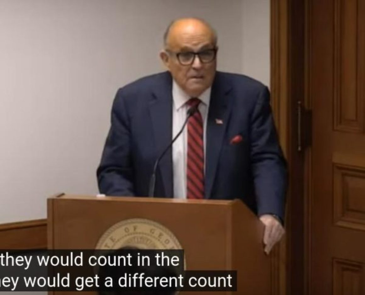 Giuliani_at_Georgia_Senate